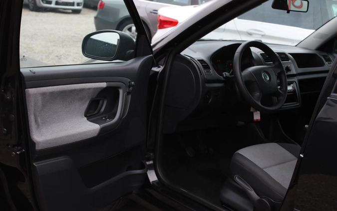 Skoda Fabia cena 14900 przebieg: 163000, rok produkcji 2009 z Lubycza Królewska małe 379